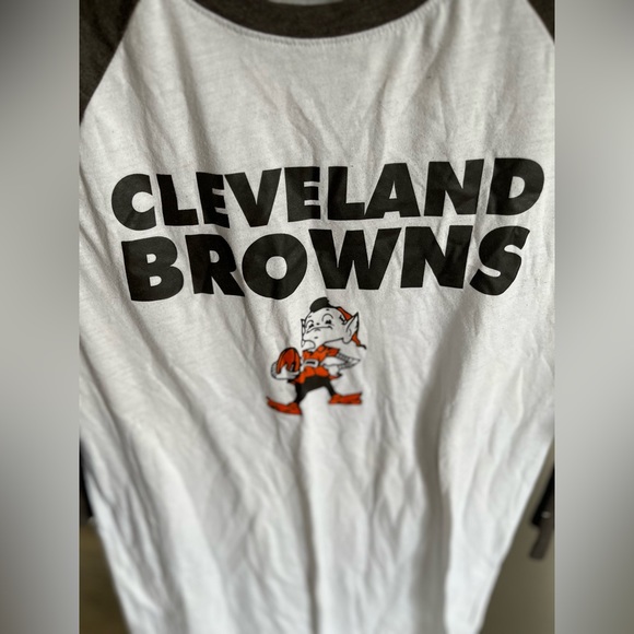 Cle Browns Baseball Tee - Picture 3 of 4